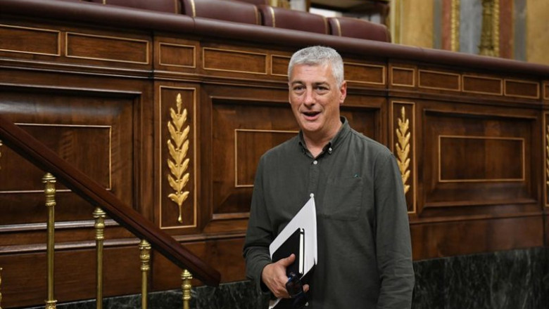 ep archivo   el diputado de eh bildu oskar matute durante un pleno en el congreso de los diputados a
