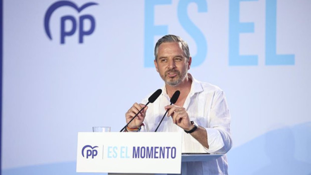 ep archivo   el vicesecretario de economia juan bravo