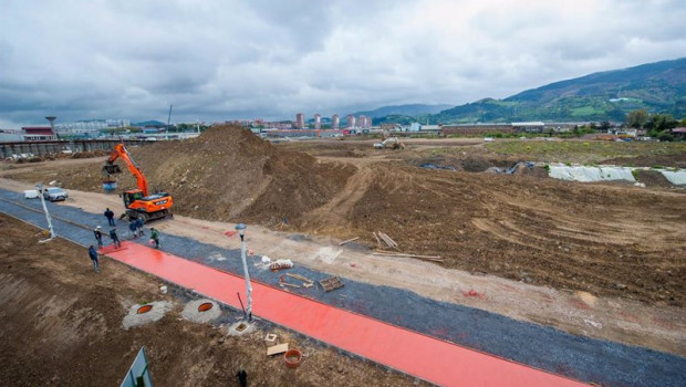ep archivo   obras del bidegorri del poligono ibarzaharra de sestao