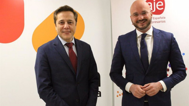 ep de izquierda a derecha el consejero delegado de enisa jose bayon y el presidente de ceaje fermin