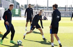 ep gerard deulofeu ter stegen sergi roberto pique barcelona entrenamiento