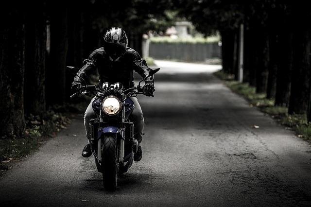 ep hombremoto motociclista