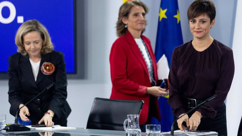 ep i d la vicepresidenta primera y ministra de asuntos economicos nadia calvino la vicepresidenta ep i d la vicepresidenta primera y ministra de asuntos economicos nadia calvino la vicepresidenta