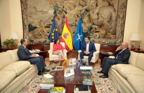 ep la ministra de defensa en funciones margarita robles preside la firma de un convenio entre su