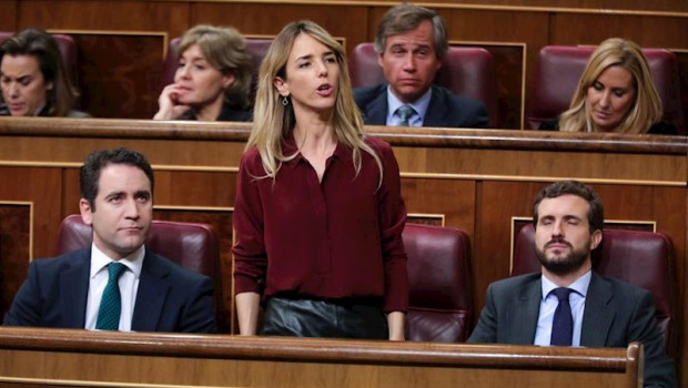 ep la portavoz del partido popular en el congreso cayetana alvarez de toledo vota durante la segunda