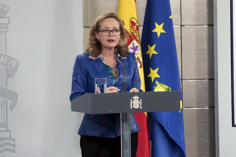 https://img6.s3wfg.com/web/img/images_uploaded/e/d/ep_la_vicepresidenta_tercera_del_gobierno_y_ministra_de_asuntos_economicos_nadia_calvino_comparece.jpg
