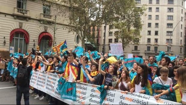 ep manifestacionbarcelonala democraciacontrarepresion 1-o