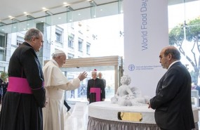 ep papa inauguraestatuanino sirio aylanla sedela fao