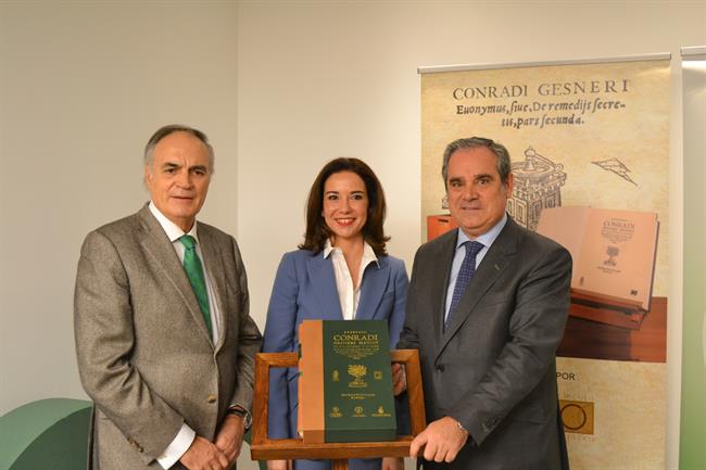 Presentación de 'Tesoro de los remedios secretos' | CEDIDA POR EL CONSEJO GENERAL DE COLEGIOS OFICIALE ep presentacion de tesorolos remedios secretos