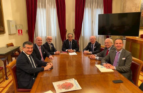ep representantes de la fundacion eco se reunen con el portavoz de la comision de sanidad del grupo