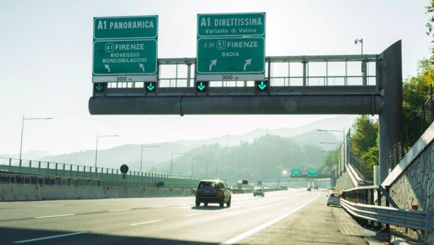 ep una de las autopistas que atlantia controla en italia a traves de autostrade