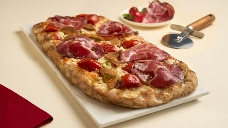 la tagliatella   pinsa coppa e pera