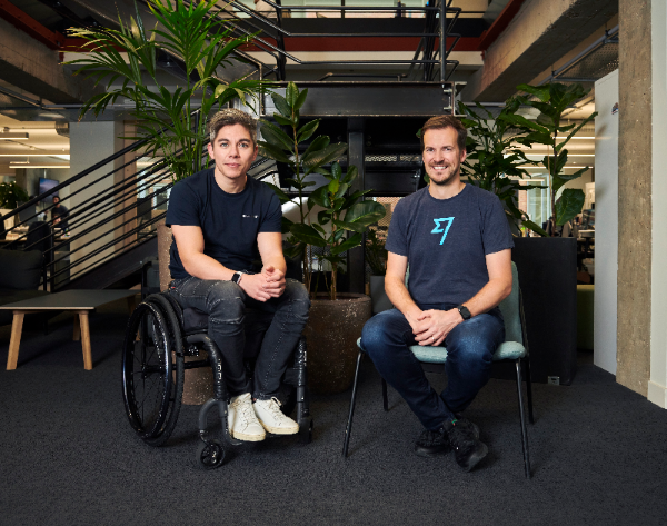 1573044589 imagen taavet hinrikus hiroki takeuchi