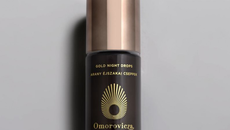 1575976474 gold drops