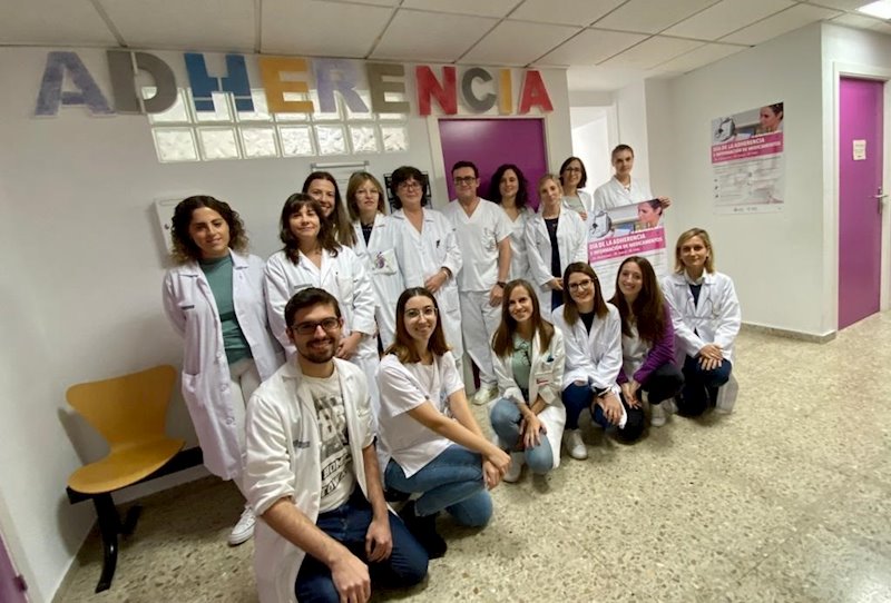 ep acciones de visibilidad en diferentes servicios de farmacia por el dia de la adherencia