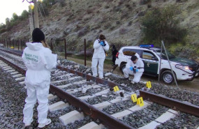 ep archivo   agentes de la guardia civil inspeccionan la via del tren donde descarrilaron dos trenes
