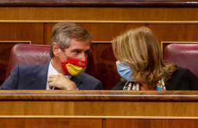 ep el exalcalde de boadilla del monte antonio gonzalez terol mantiene una conversacion con la