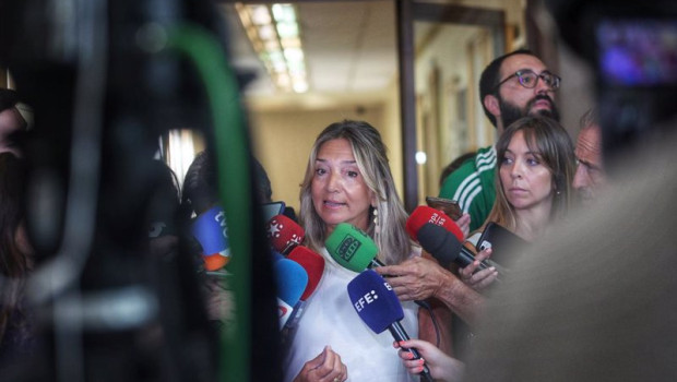 ep la portavoz del pp en el senado alicia garcia atiende a los medios de comunicacion antes de la