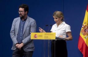 ep la vicepresidenta segunda y ministra de trabajo y economia social yolanda diaz y el secretario de