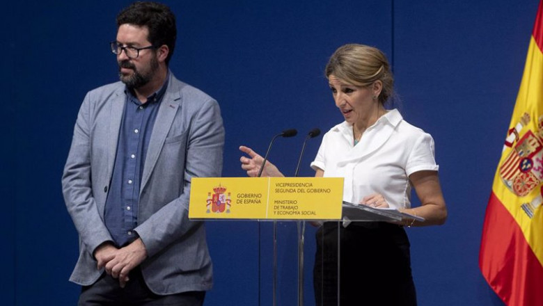ep la vicepresidenta segunda y ministra de trabajo y economia social yolanda diaz y el secretario de ep la vicepresidenta segunda y ministra de trabajo y economia social yolanda diaz y el secretario de