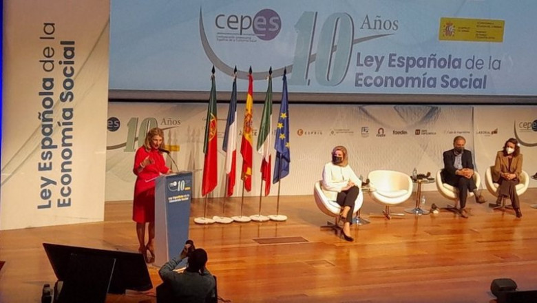 La vicepresidenta segunda y ministra de Trabajo, Yolanda Díaz, en el acto de CEPES | CEPES ep la vicepresidenta segunda y ministra de trabajo yolanda diaz en el acto de cepes
