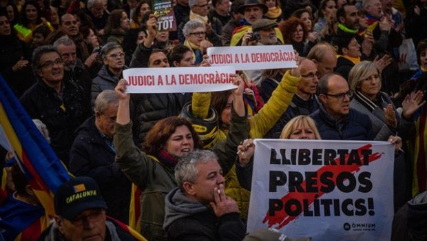 ep manifestacionesbarcelonaapoyola huelga generalcataluna