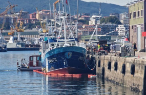 ep palangrero siempre perla tras ser estabilizado en el puerto de vigo