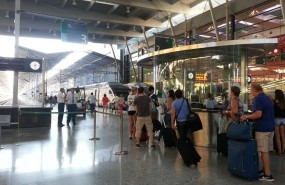 ep pasajeros viajeros tren renfe adif viaje estacion