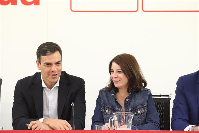 Pedro Sánchez y Adriana Lastra en la reunión de la Comisión Ejecutiva Federal | EDUARDO PARRA/EUROPA PRESS ep pedro sanchezadriana lastrala reunionla comision ejecutiva federal