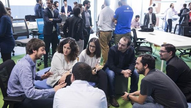 ep santander lanza explorer jovenesideas con 83000 eurospremios100