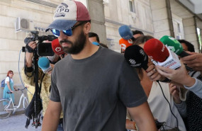 ep sevilla-tribunales-abogadola manada nocinco lobos rodeandouna chica solo teniadecir no