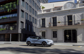 ep volvo ex30 cloud blue exterior