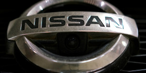 photo d archives du logo nissan sur une voiture a moscou en russie 20221109111618 photo d archives du logo nissan sur une voiture a moscou en russie 20221109111618