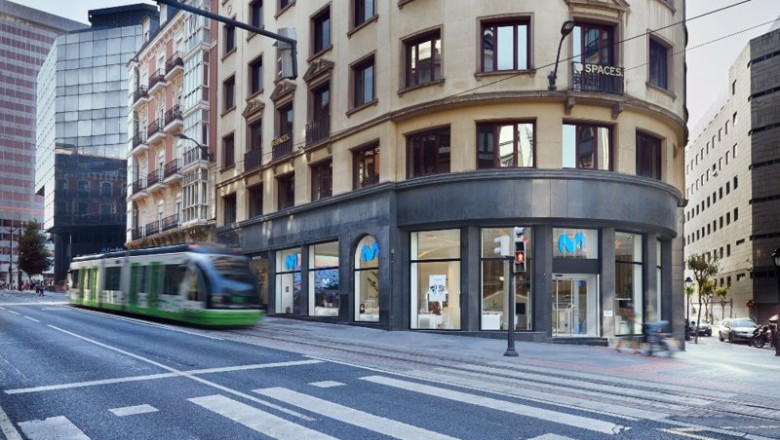TELEFÓNICA - Archivo ep archivo nueva tienda piloto de movistar en la calle buenos aires de bilbao