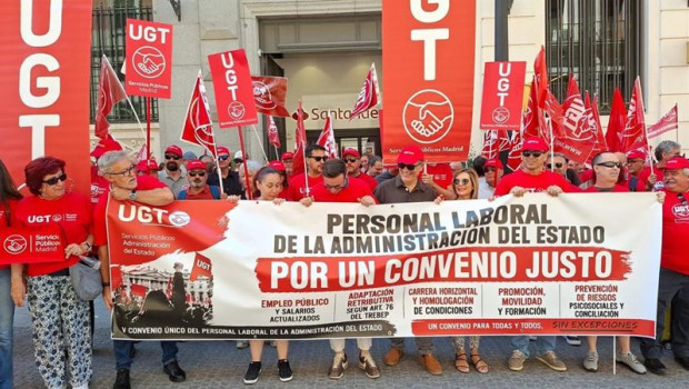 ep concentracion de ugt servicios publicos frente al ministerio de hacienda ep concentracion de ugt servicios publicos frente al ministerio de hacienda