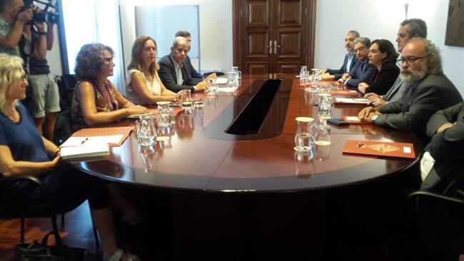 Conseller J.Forn,alcaldesa A.Colau,delegado E.Millo,grupos municpales Barcelona | EUROPA PRESS ep conseller jfornalcaldesa acolaudelegado emillogrupos municpales barcelona