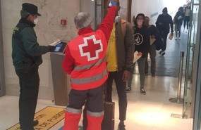 ep control de temperatura a los pasajeros procedentes de un vuelo de la peninsula hacia tenerife