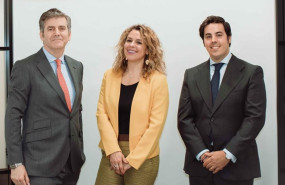 ep de izda a dcha gonzalo ramon borja director general para espana rosa del blanco asesora senior de