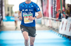 ep el ex campeon de europa y del mundo martin fiz en el edp vitoria-gasteiz maraton martin fiz