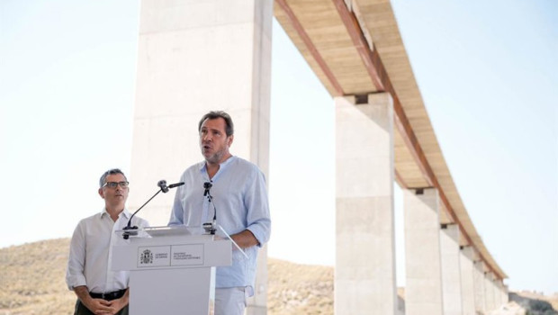 ep el ministro de transportes oscar puente este miercoles durante su comparecencia informativa en ep el ministro de transportes oscar puente este miercoles durante su comparecencia informativa en