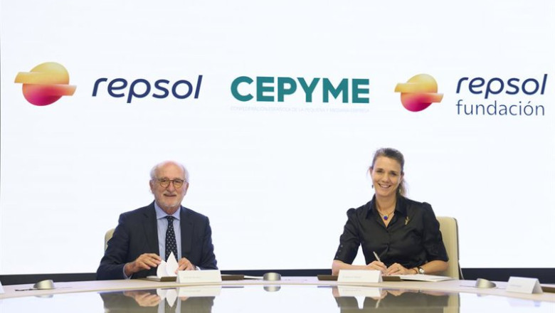ep el presidente de repsol antonio brufau y la presidenta de cepyme angela de miguel