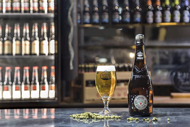 ep estrella galicia lanza su cerveza para navidad