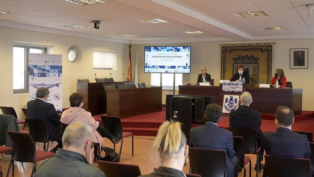 ep la conselleira do mar rosa quintana participa en la v jornada de la flota del cerco
