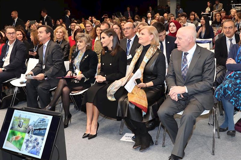 ep la reina letizia acude a un panel de la cop25 el 3 de diciembre de 2019