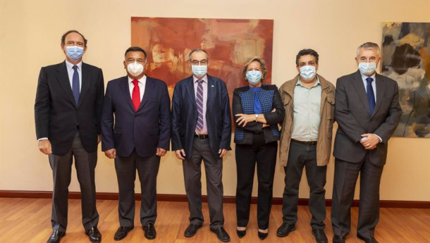 ep las patronales del sector asegurador y de mutuas y los sindicatos firman el convenio colectivo