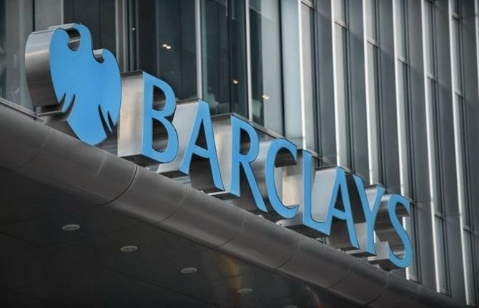 Barclays gana un 34% menos en el primer semestre de 2022: 2.475 millones de libras