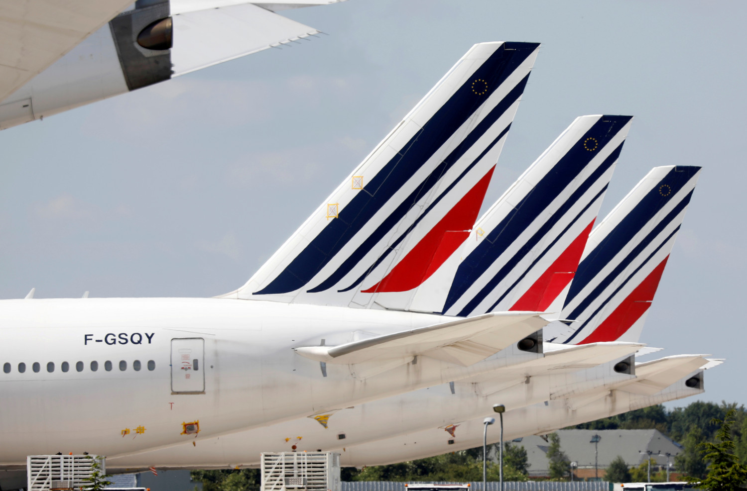 le maire souhaite moins de 8 000 suppressions d emplois et pas de depart force chez air france 20220511070820 