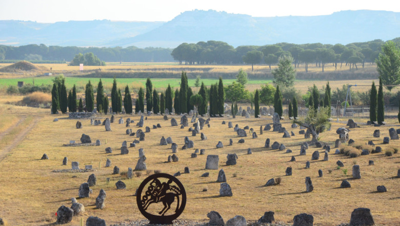 necropolis las ruedas pintia   ganador concurso de cementerios 2025 